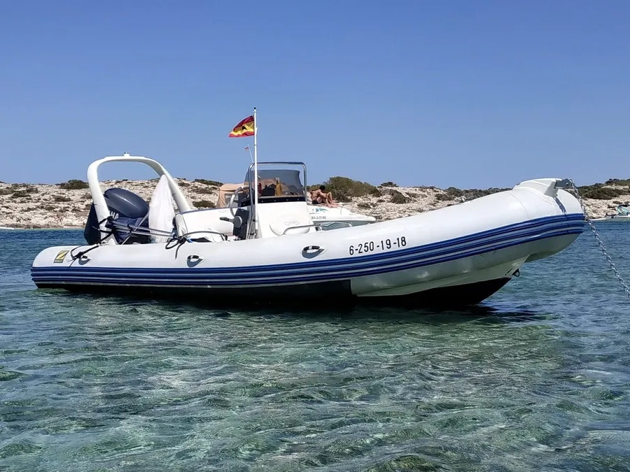Photo #1 - Zodiac Medline 650 (Narai) en Marina Santa Eulalia - 62160