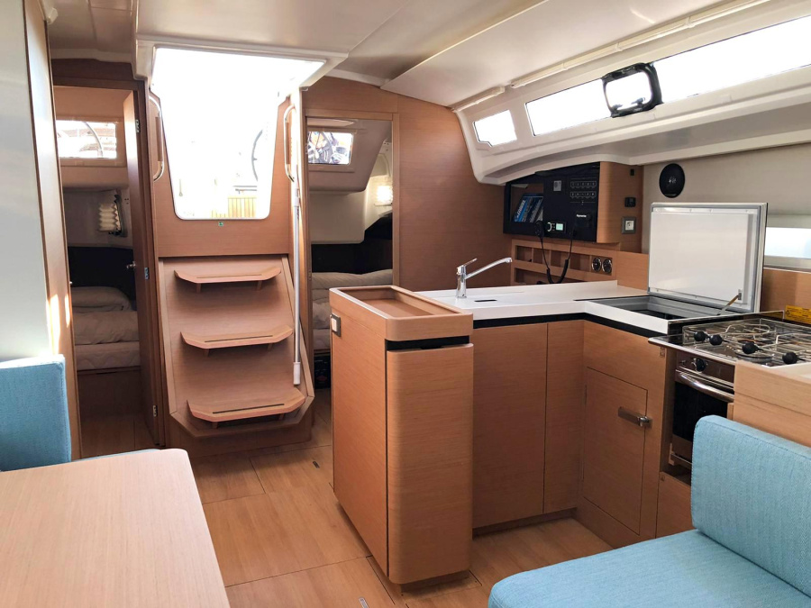 Interior image - 1