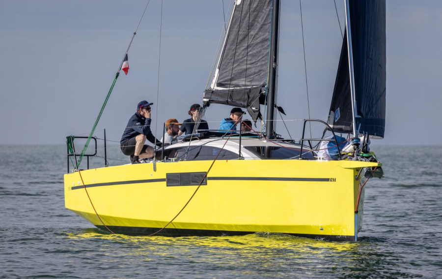 LUCKY SAILOR - 1