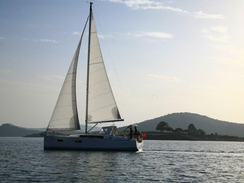 Photo #1 - Beneteau Oceanis 38 (ADA) in Adaköy Marina - 23868