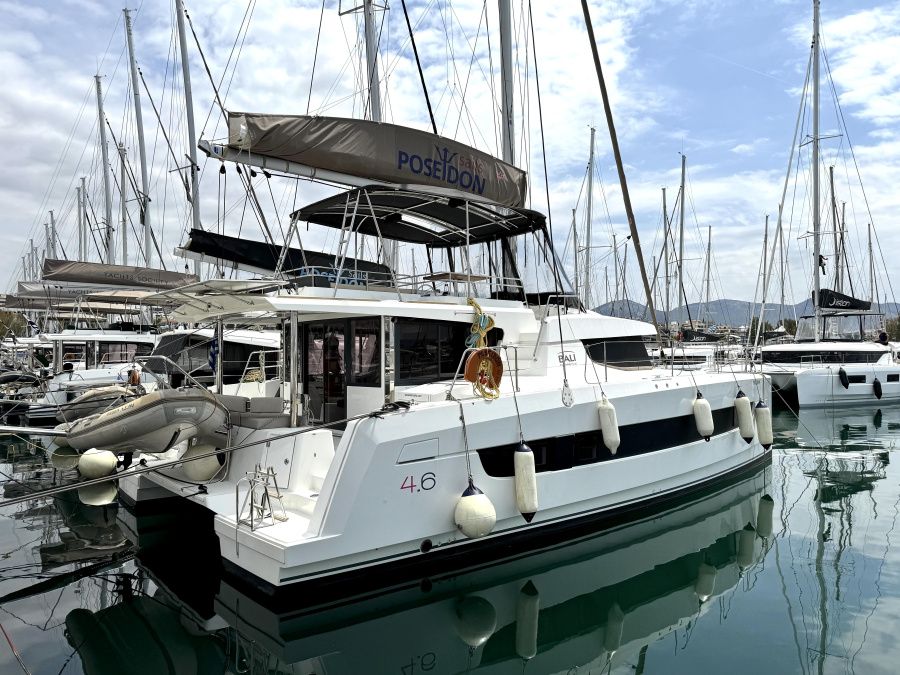 Photo #1 - Bali 4.6 (Poseidon) en Alimos Marina - 17397