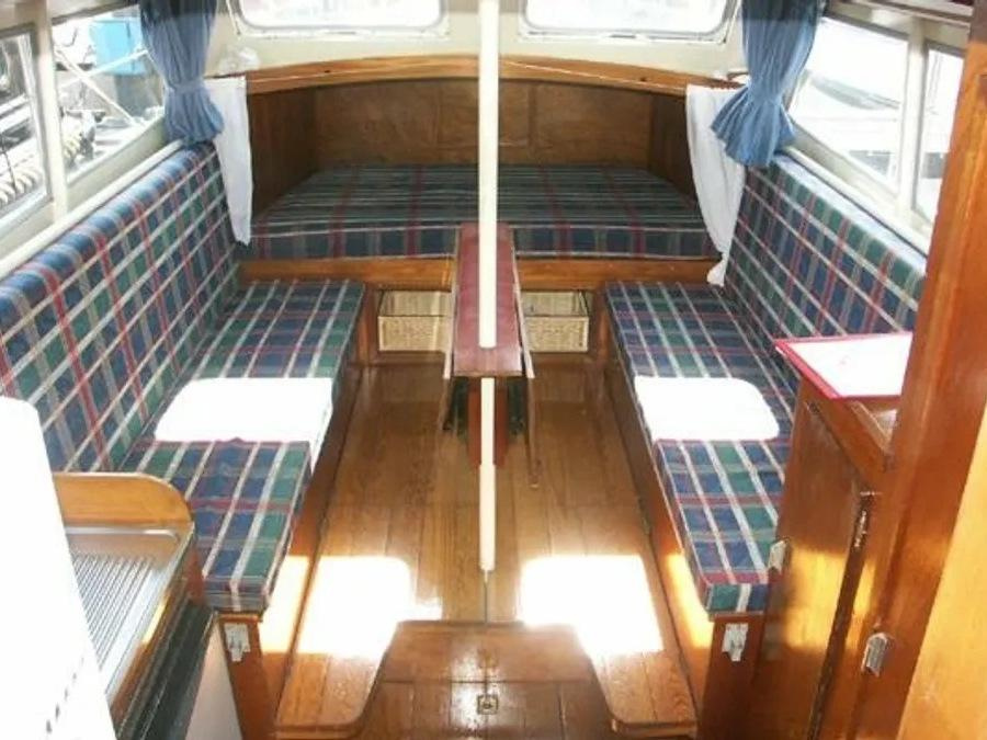 Interior image - 1