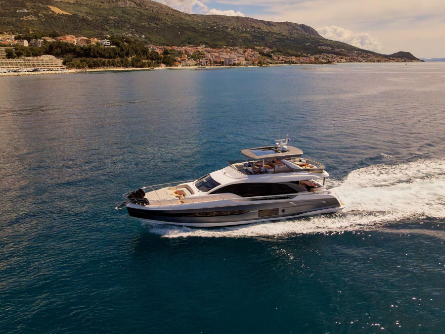 Photo #1 - Azimut 78 Fly (Viva) in ACI Marina - 23709