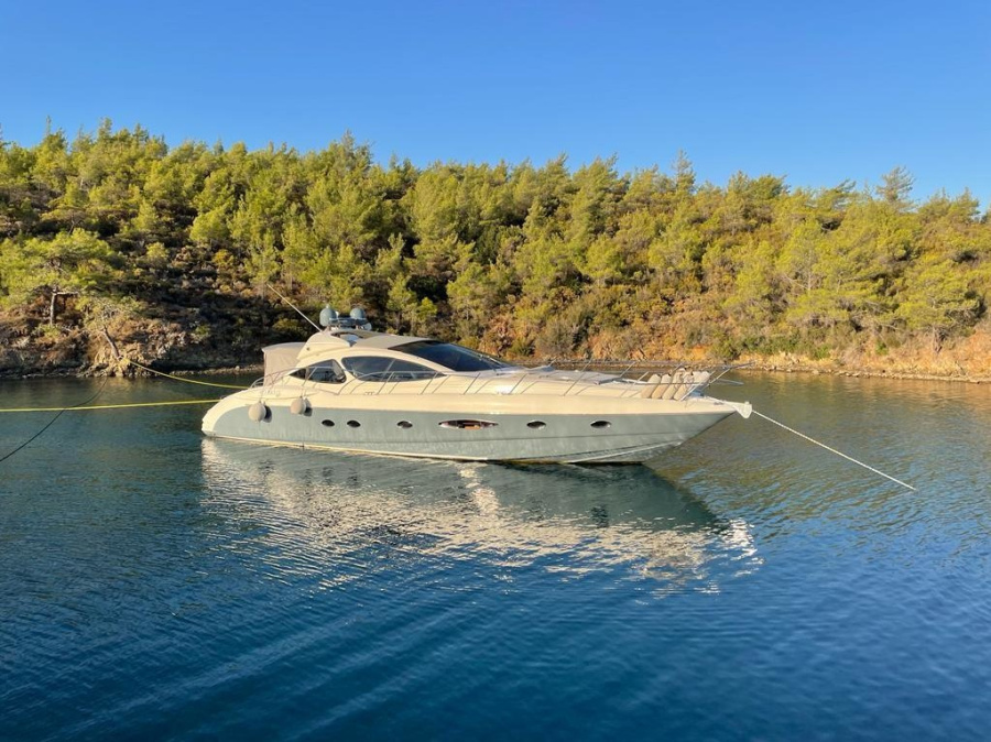 Photo #1 - Azimut Atlantis 55 (Lia) in Marina - 62038