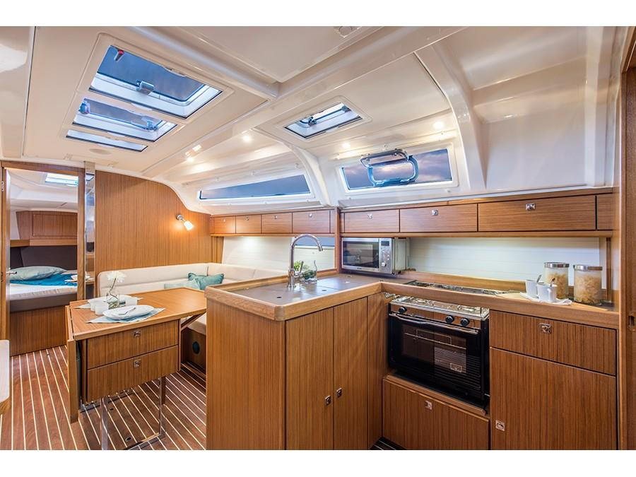 Interior image - 1