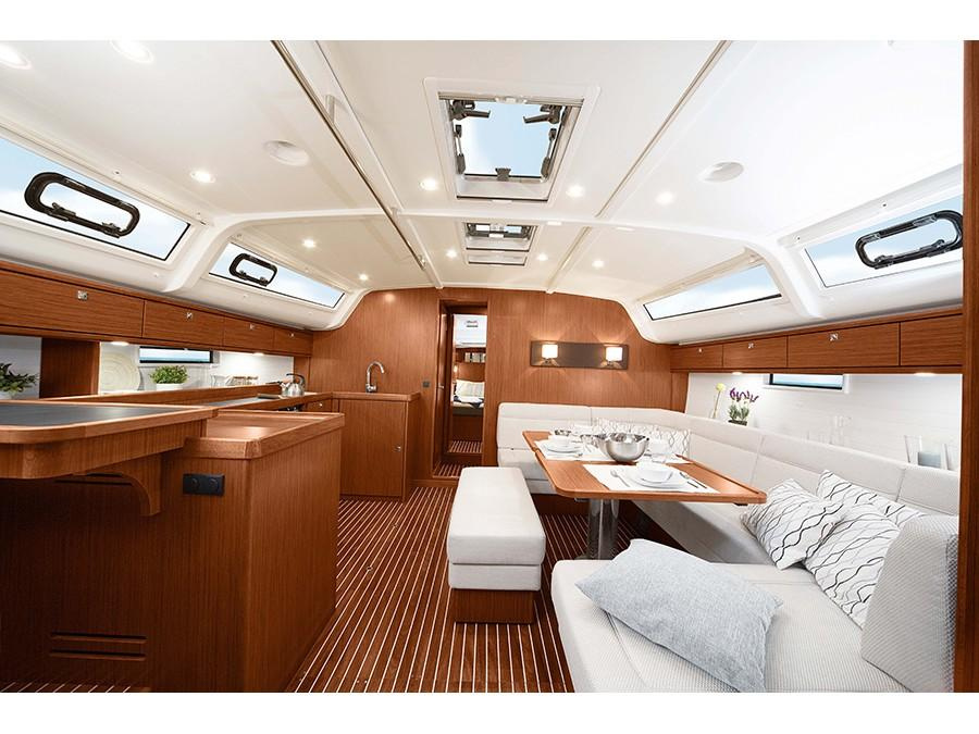 Interior image - 2