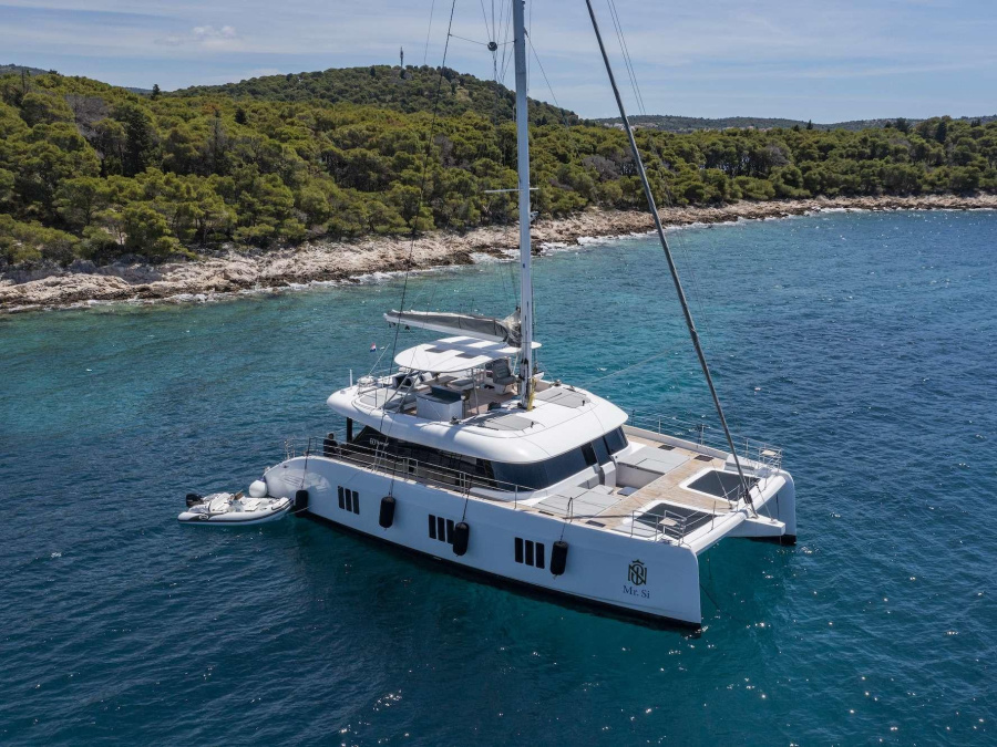 Photo #1 - Sunreef 60 (23) (Mr.Si) in Marina Frapa - 15361