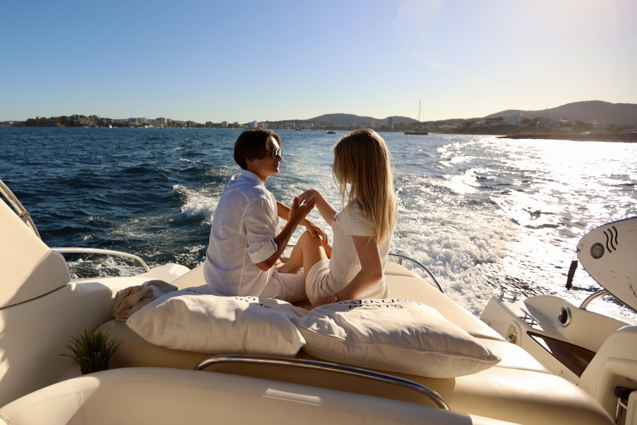 Sparkling Boat - 1