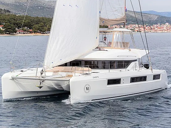 Photo #1 - Lagoon 50 (Sunshine) in SCT Marina - 62195