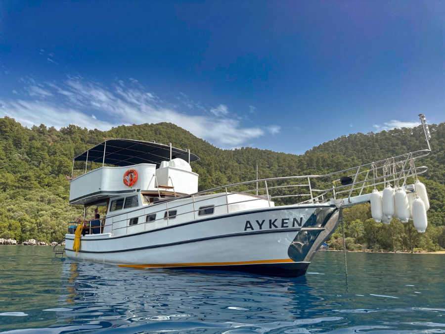 Photo #1 - Ayken Gulet (AYKEN) en Yacht Marina - 61920