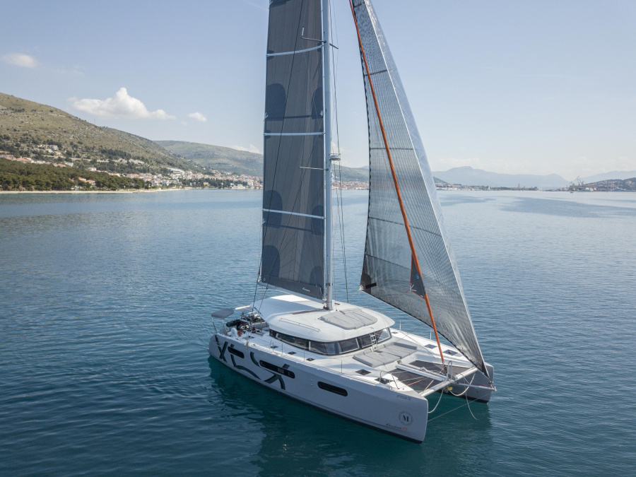 Photo #1 - Excess 15 (White Lotus) en Mytikas Port - 62227