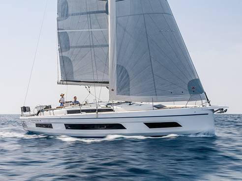 Photo #1 - Dufour 41 (Iris) en Main Port - 62016