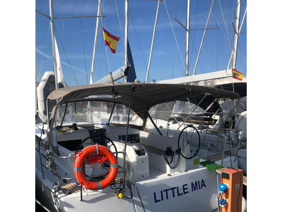 Photo #1 - Sun Odyssey 490 (Little Mia) in La Lonja Marina Charter - 9193