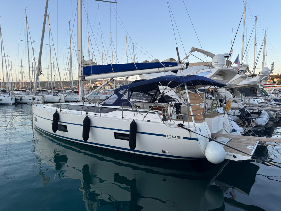 Photo #1 - Bavaria C45 (Barbara I) in Marina Frapa - 61376