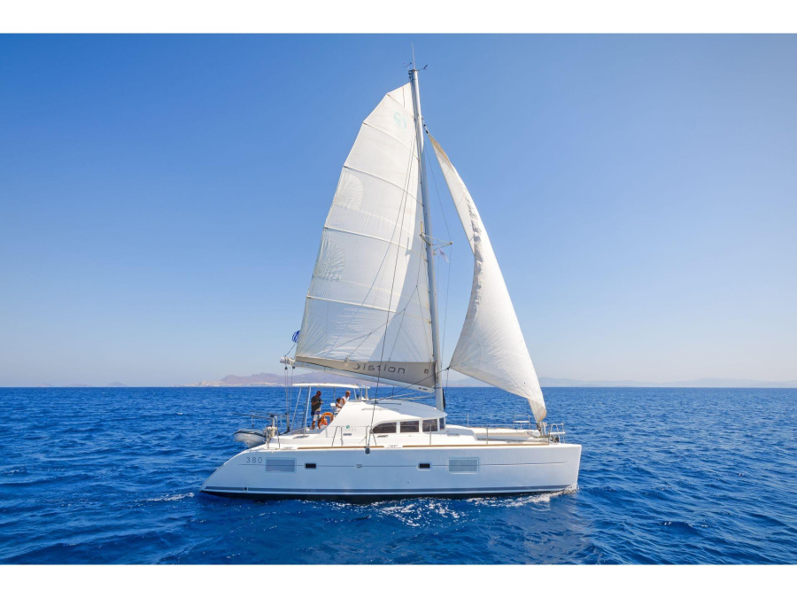 Photo #1 - Lagoon 380 S2 (Erica) en Marina - 24054