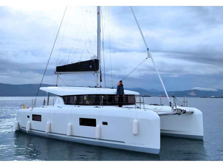 Photo #1 - Lagoon 42 (ATHINA) en D-Marin Marina Gouvia - 24243