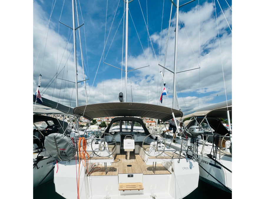 Photo #1 - Bavaria C38 (Simbad) en Marina Novi - 23944
