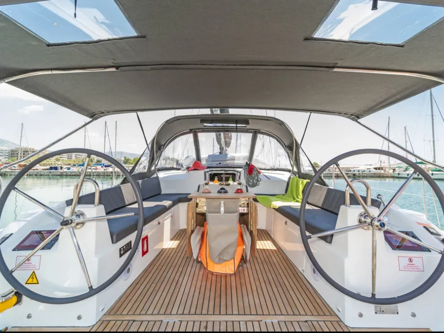 Photo #1 - Oceanis 40.1 (AF-O40.1R) en Alimos Marina - 63304