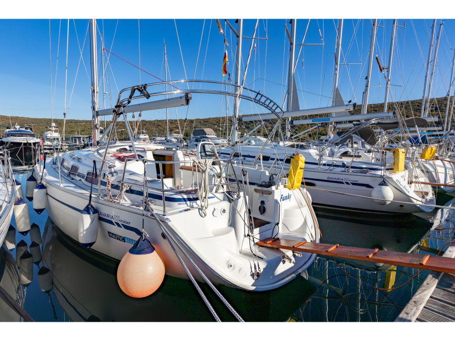 Photo #1 - Bavaria 37 Cruiser (Funky) in Marina Punat - 20595