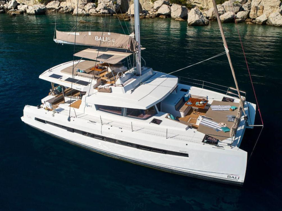 Photo #1 - Bali 5.4 (La Grande Bellezza) in Mare Fun Charter & Marina - 63310