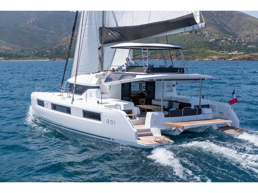 Photo #1 - Lagoon 51 (CORALI) en Alimos Marina - 63338