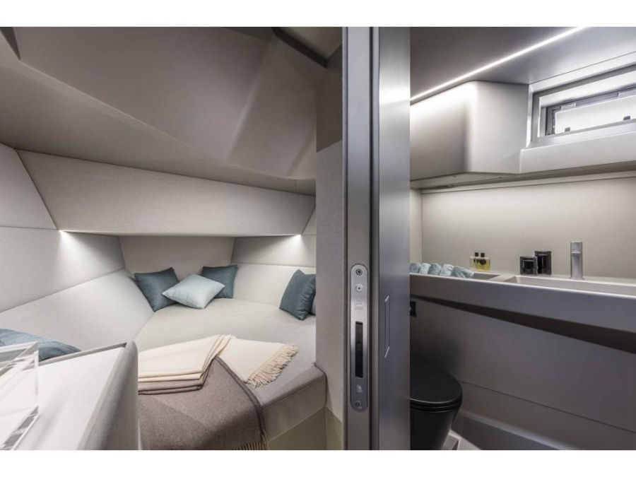 Interior image - 2