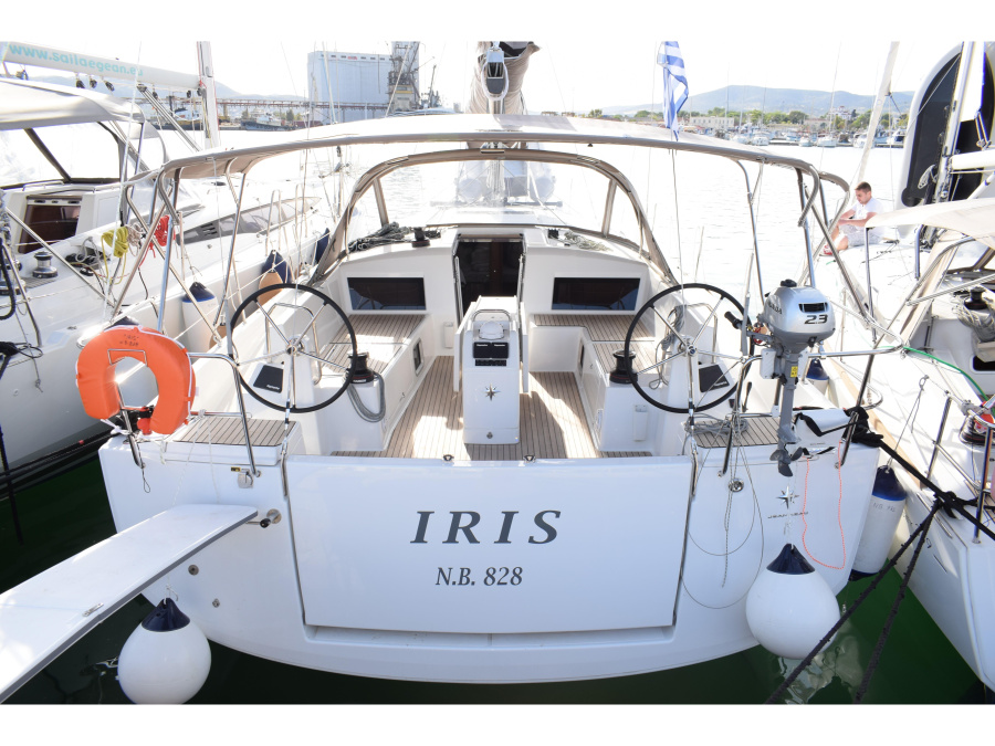 Photo #1 - Sun Odyssey 490 (Iris) in Port of - 19235