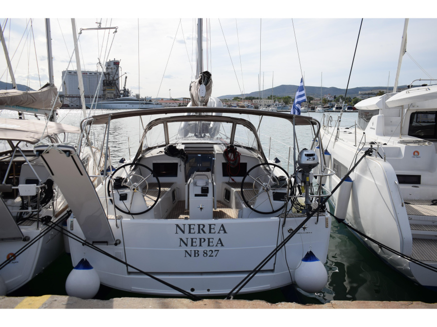 Photo #1 - Sun Odyssey 410 (Nerea) in Port of - 21164