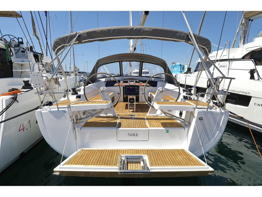 Photo #1 - Hanse 418 (NIKE) in Marina Novi - 23049