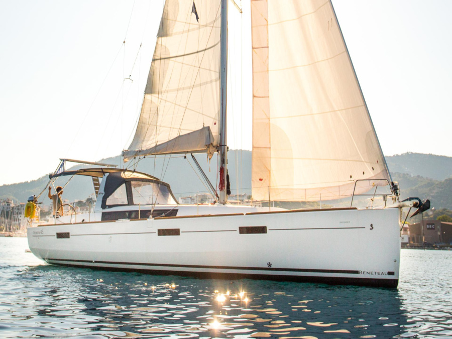 Photo #1 - Oceanis 45 (DAEDALUS) in  - 8701