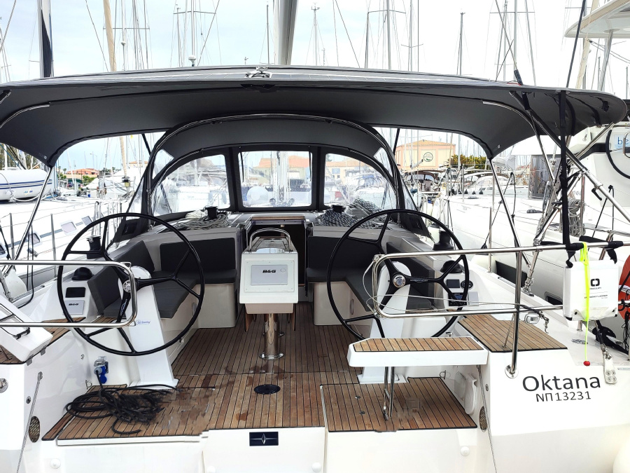 Photo #1 - Bavaria C42 (Oktana (Pax 8)) en D-Marin Marina Lefkas - 21912