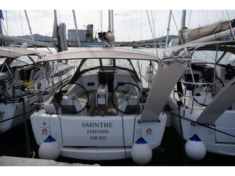 Photo #1 - Sun Odyssey 349 (Sminthe) in Port of - 20122