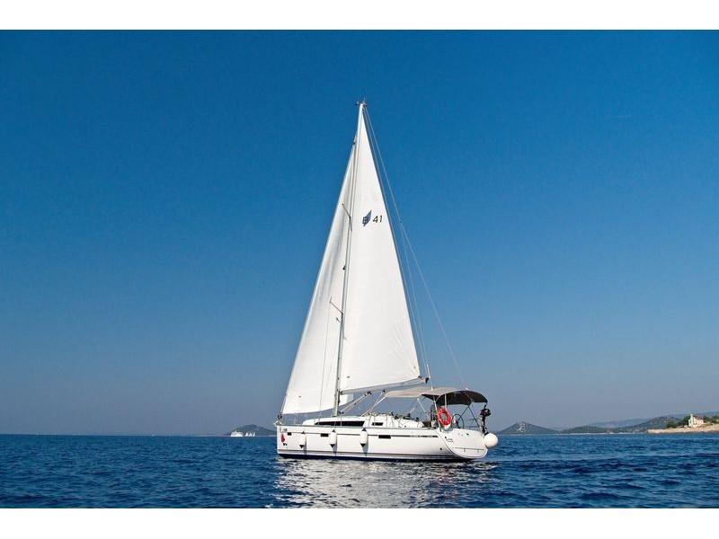 Photo #1 - Bavaria Cruiser 41 (MH 68) in Marina Hramina - 17202