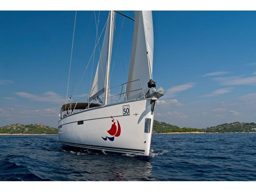Photo #1 - Bavaria 46 CN (MH 52) en Marina Hramina - 7922