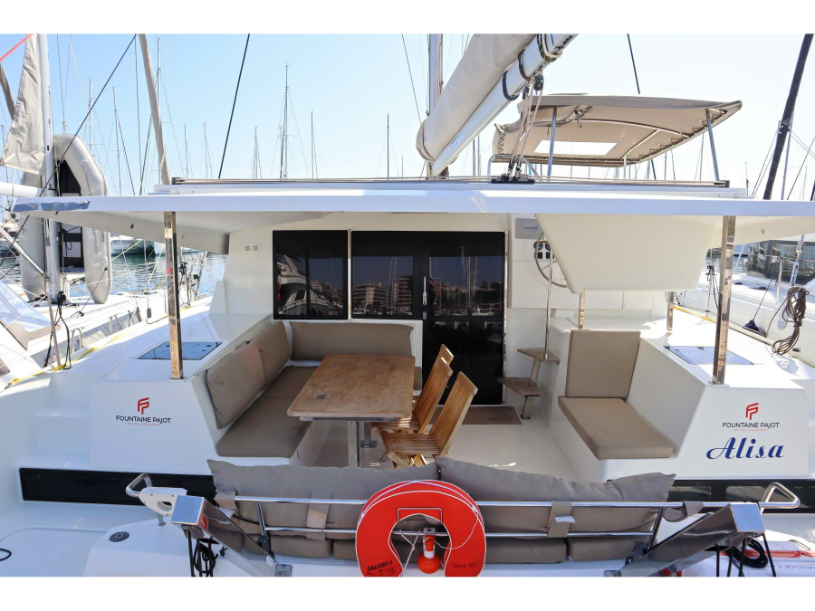 Photo #1 - Lucia 40 (Alisa) in Alimos Marina - 24289