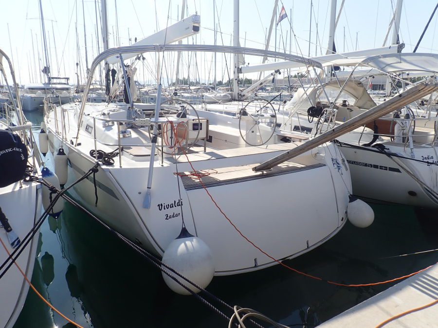 Photo #1 - Bavaria 55 BT '12 (Vivaldi) en D-Marin Dalmacija Marina - 17849
