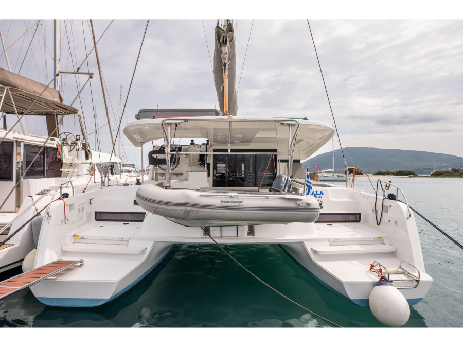Photo #1 - Lagoon 42 (Nala) in Port of Lefkas - 14925