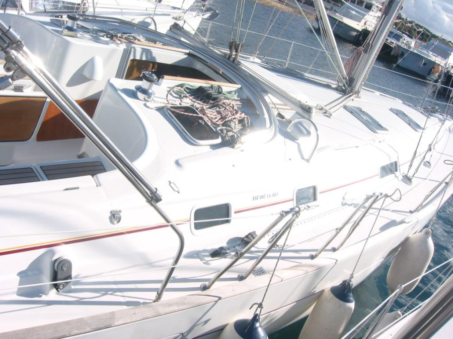 Photo #1 - Oceanis 411 (HYPO) in Marina Betina - 13478