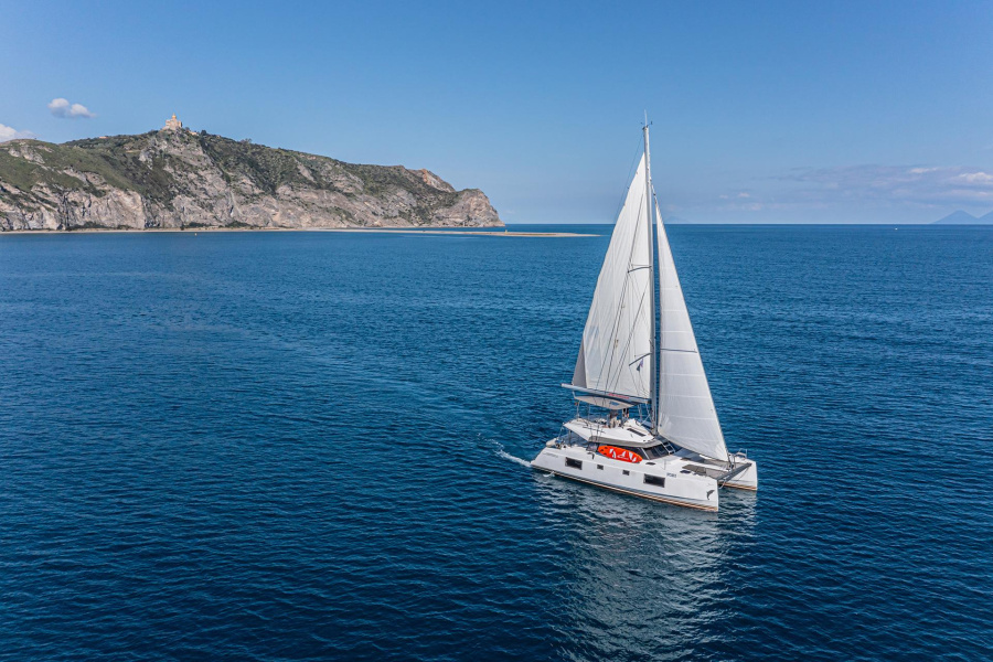 Photo #1 - Nautitech 46 Fly (Harmony Planet) in Marina - 14410