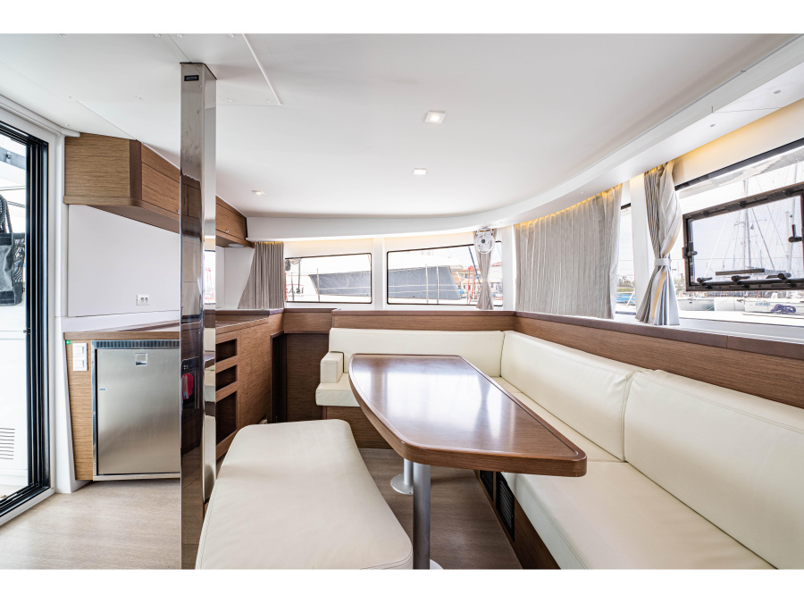 Interior image - 2