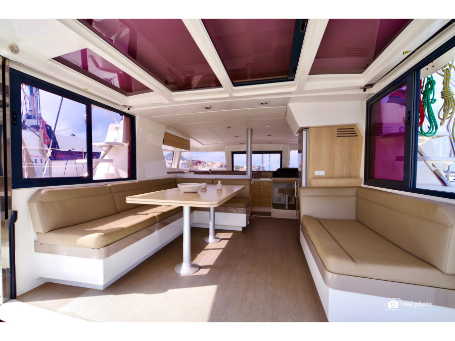 Interior image - 2