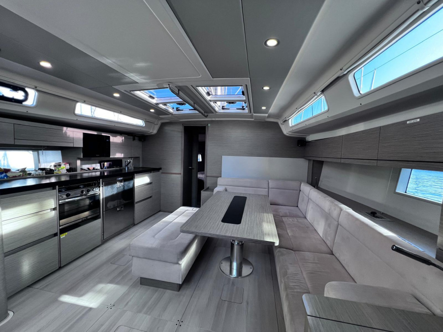 Interior image - 1