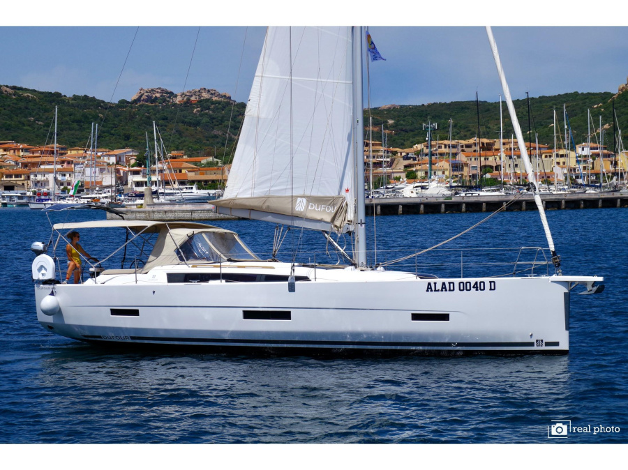 Photo #1 - Dufour 430 (Noah- Water maker, Solar Panel) en  - 21755
