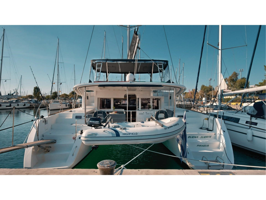 Photo #1 - Lagoon 450 Fly (BUENA SUERTE) in Alimos Marina - 61981
