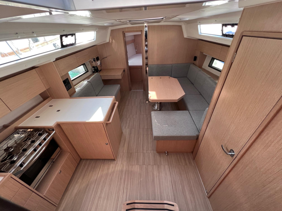 Interior image - 1