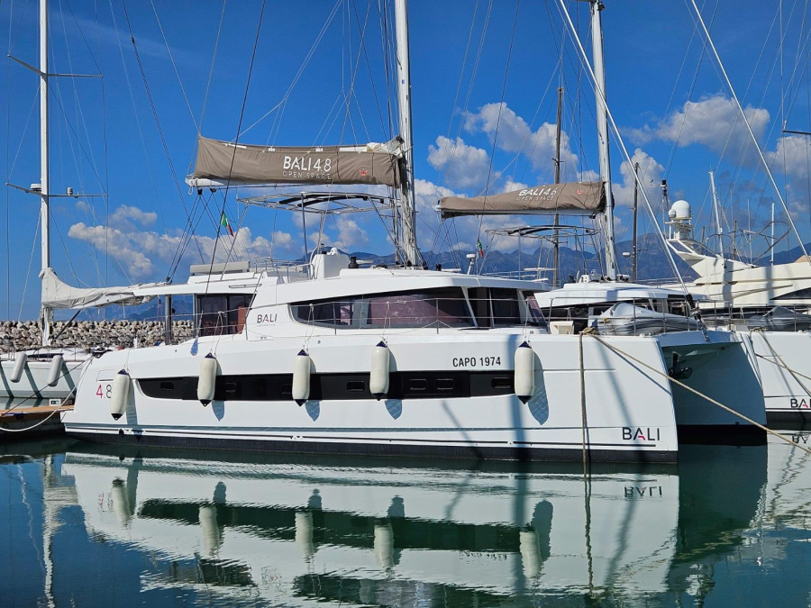 Photo #1 - Bali 4.8 (Agatirno) in Marina d'Arechi - 21986