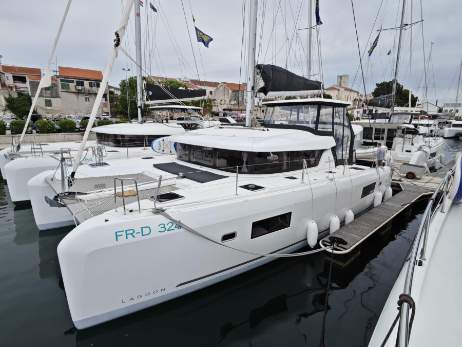 Photo #1 - Lagoon 42 (GRAND DELUXE III) in D-Marin Marina Mandalina - 18479