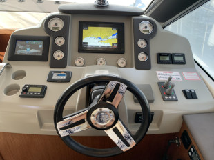 steering wheel - 1