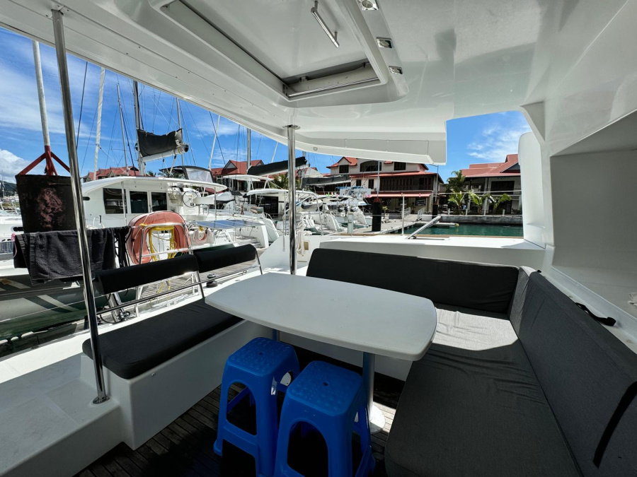 Photo #12 - LAGOON 450 FLYBRIDGE | 2015 (ZIL SEASHELL) en Mahé - 25937