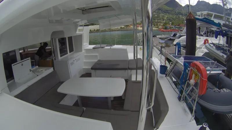 Photo #8 - LAGOON 450 FLYBRIDGE | 2015 (ZIL SEASHELL) en Mahé - 25937